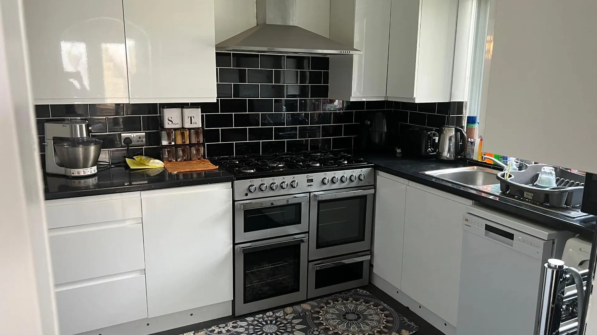Hillcrest Bungalow Nottingham 0*,